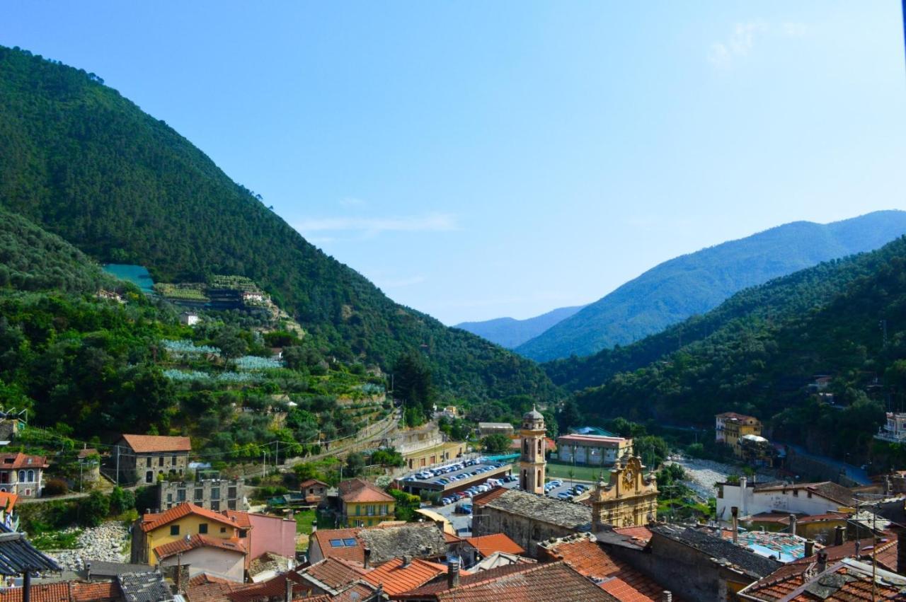 Villa Alloggio U Sportegu Da E Monti A Giaia Badalucco Exterior foto