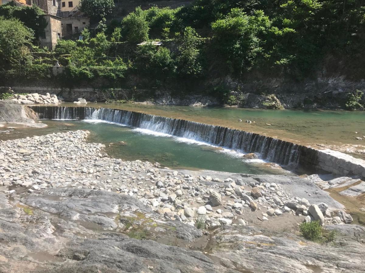 Villa Alloggio U Sportegu Da E Monti A Giaia Badalucco Exterior foto